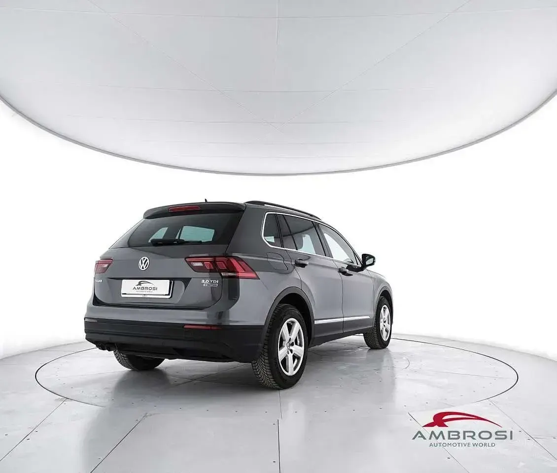 Usata VW Tiguan 150 CV (110 kW) 2016 Grigio SUV
