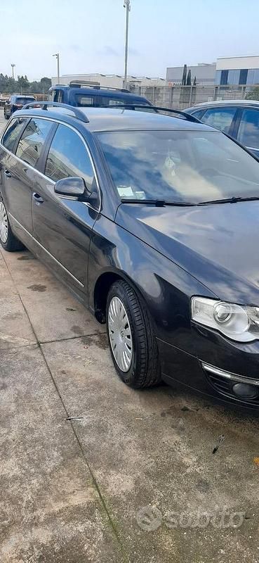 Usata VW Passat Comfortline 140 CV (102 kW) 2006 Nero Station wagon