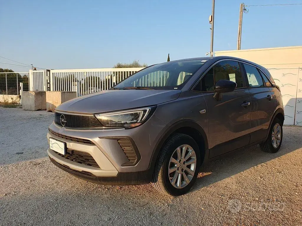 Usata Opel Crossland Elegance 110 CV (80 kW) 2022 Grigio SUV