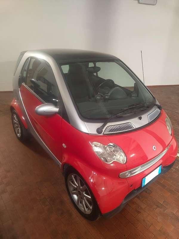Usata Smart ForTwo Coupé Passion 61 CV (44 kW) 2006 Rosso Coupé