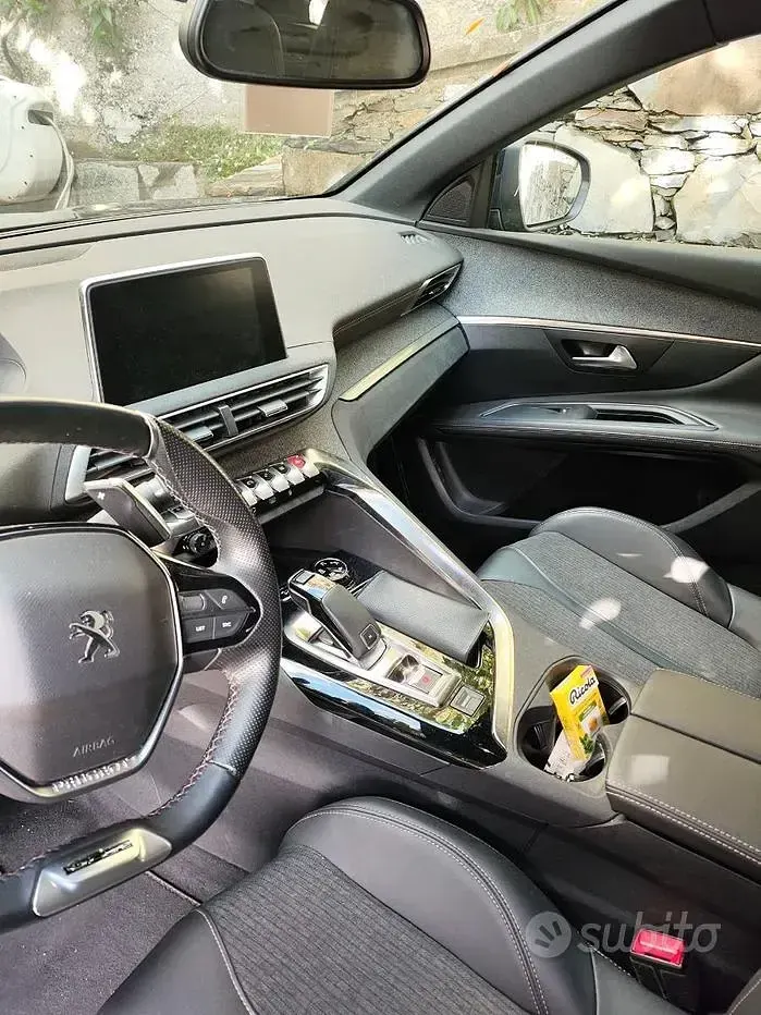 Usata Peugeot 3008 GT-line 131 CV (96 kW) 2019 Nero SUV