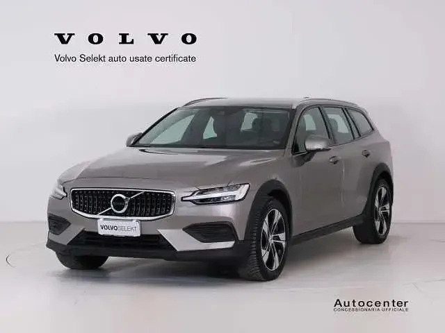 Usata Volvo V60 CC Business Edition 197 CV (144 kW) 2022 Station wagon