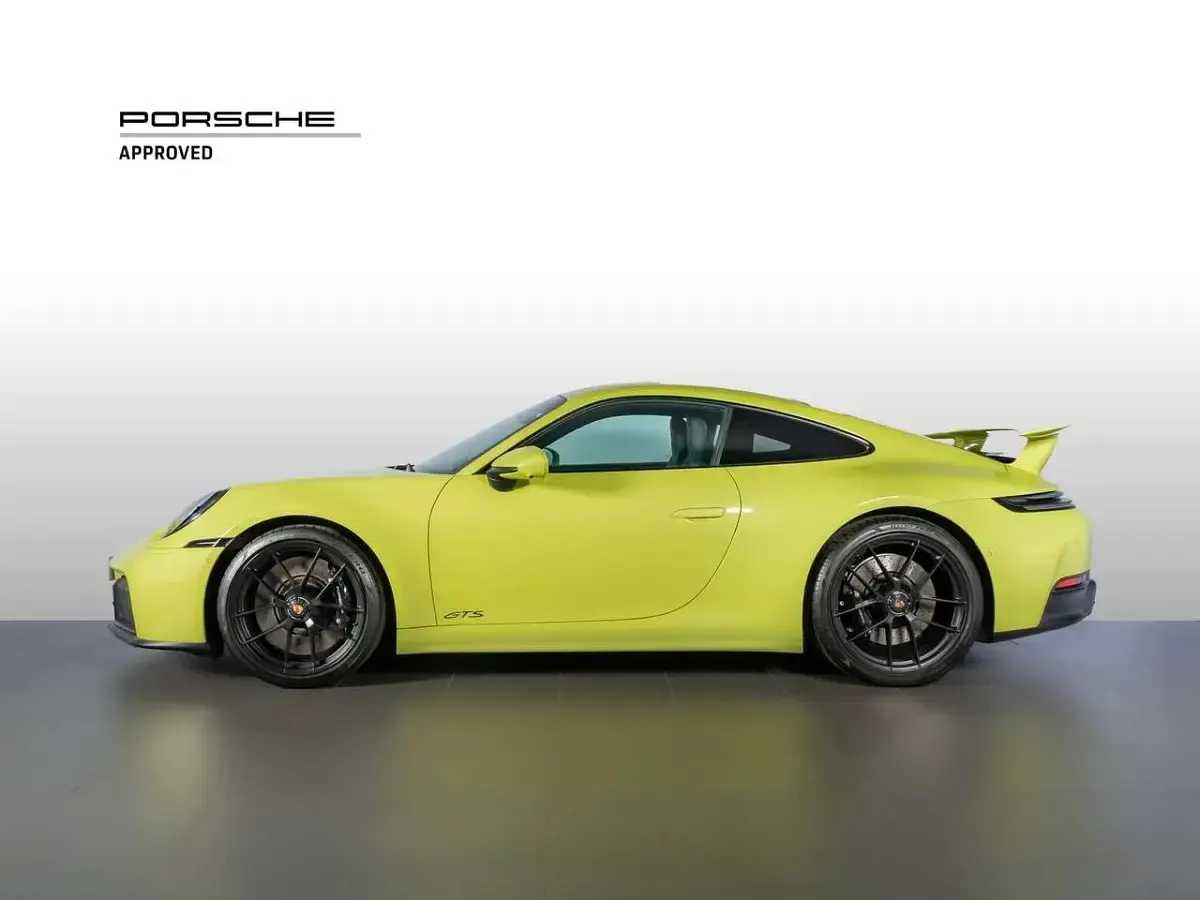 Usata Porsche 911 Carrera GTS 541 CV (397 kW) 2025 Giallo cartagena metallizzato Coupé