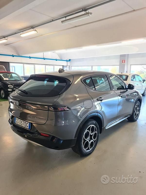 Usata Alfa Romeo Tonale Ti 131 CV (96 kW) 2024 Grigio SUV