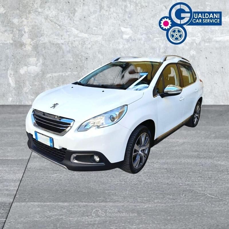Usata Peugeot 2008 Allure 92 CV (67 kW) 2015 Bianco SUV