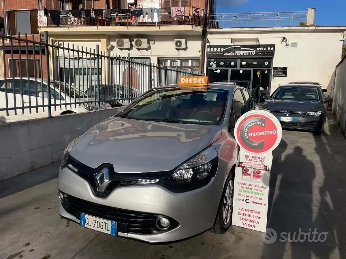 Usata Renault Clio Zen 75 CV (55 kW) 2016 Grigio Station wagon