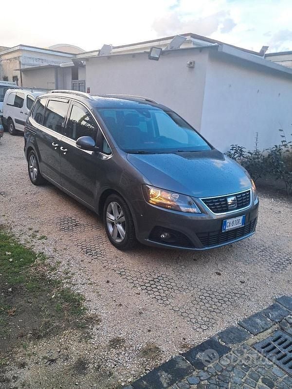 Usata Seat Alhambra 177 CV (130 kW) 2020 Grigio Monovolume
