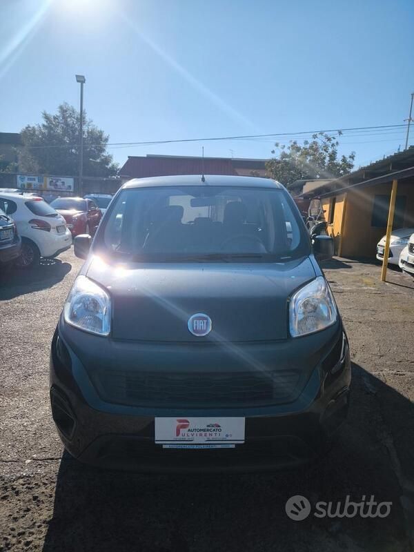 Usata Fiat Qubo Easy 80 CV (58 kW) 2017 Nero Monovolume