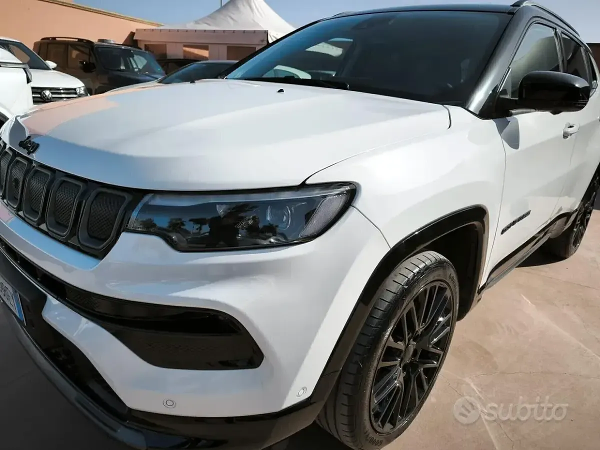 Usata Jeep Compass 131 CV (96 kW) 2024 Bianco SUV