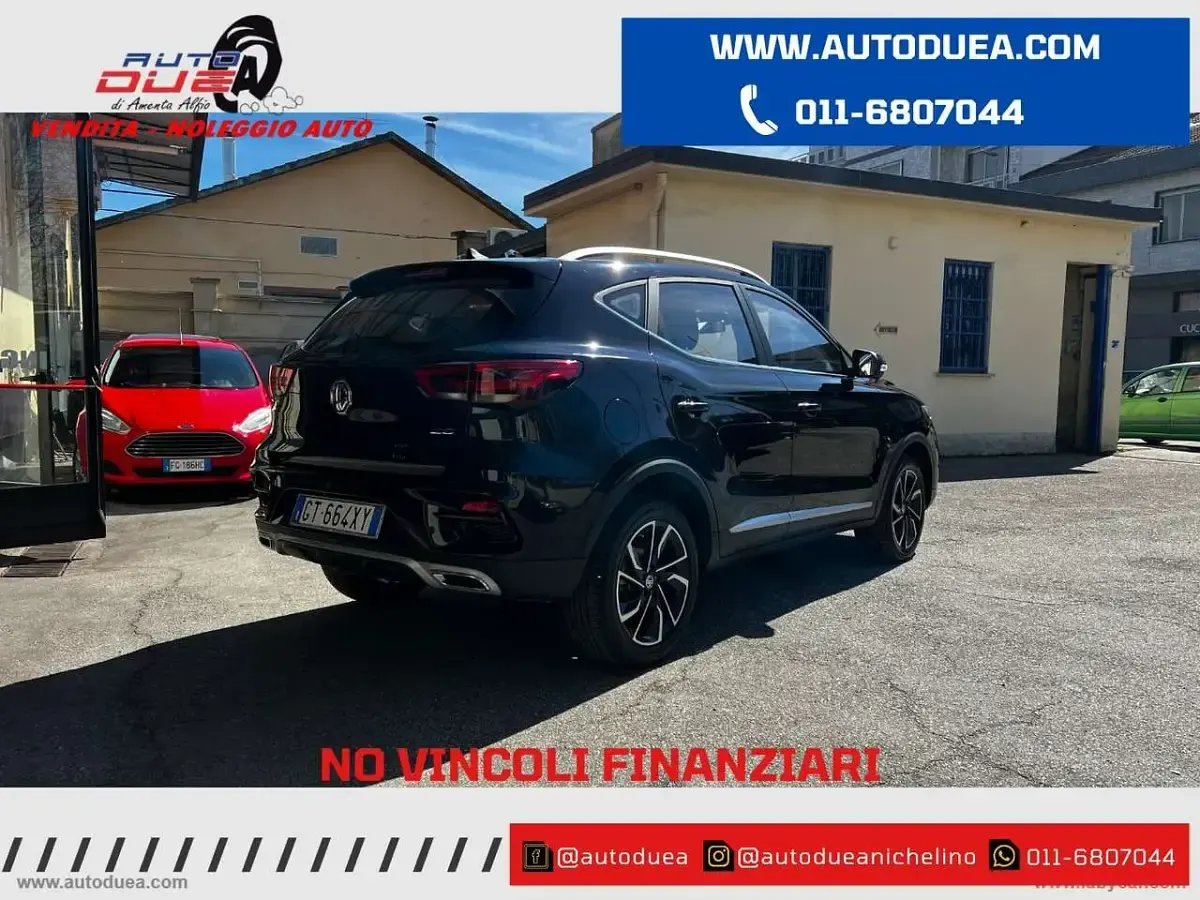 Usata MG ZS Luxury 106 CV (77 kW) 2024 Nero SUV