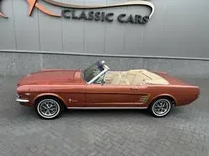 Usata Ford Mustang 203 CV (149 kW) 1966 Marrone Cabrio