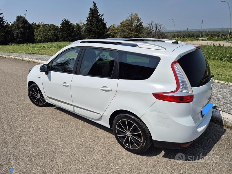Usata Renault Scénic III 130 CV (95 kW) 2014 Monovolume