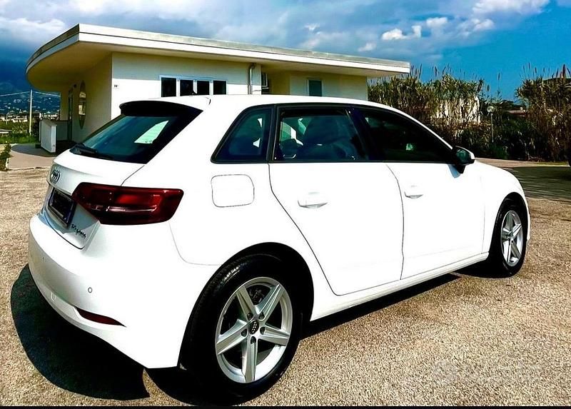 Usata Audi A3 Sportback g-tron 131 CV (96 kW) 2019 Bianco Utilitaria