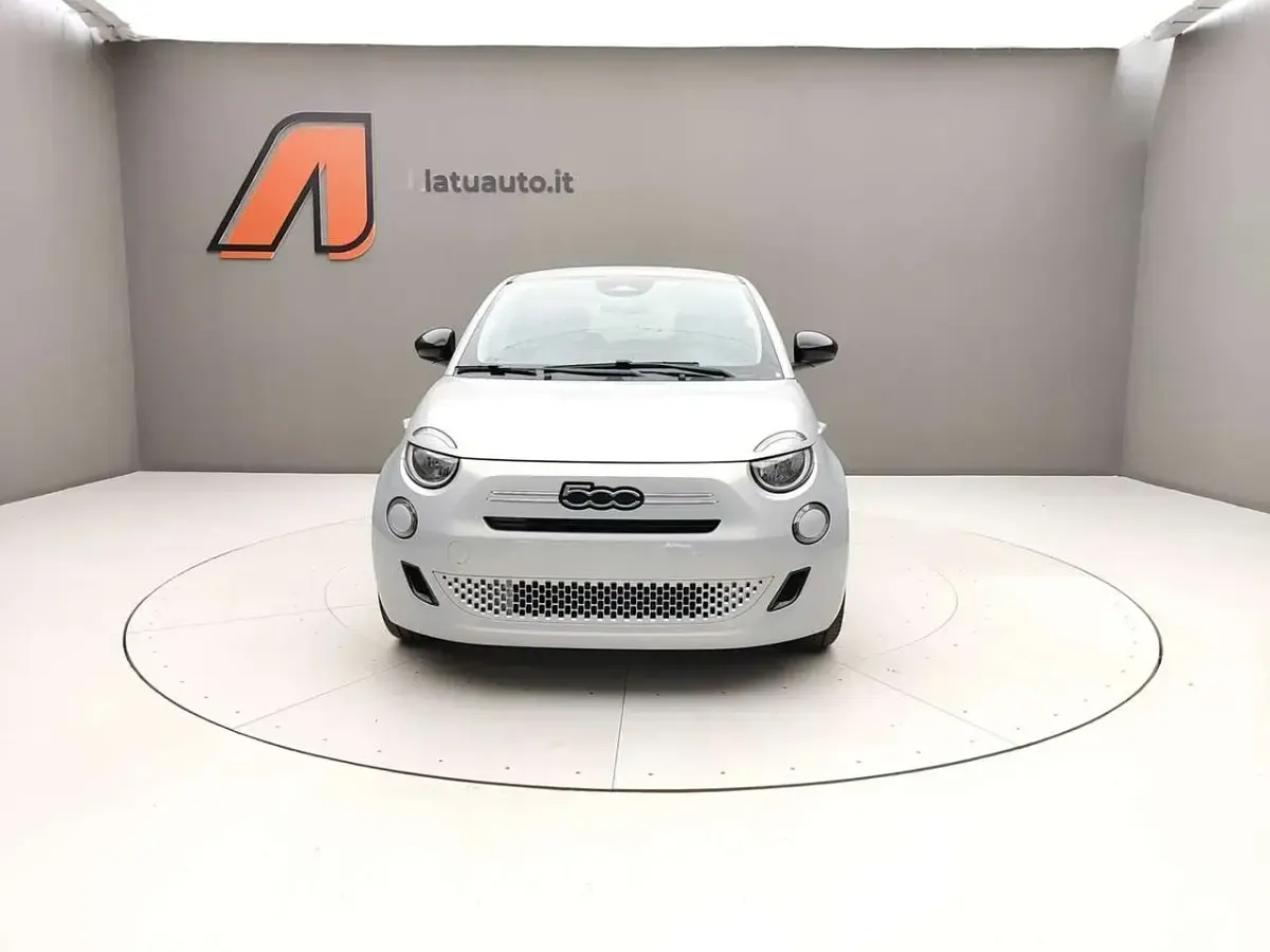 Nuova Fiat 500 Comfort 65 CV (47 kW) 2026 Celestial blu Utilitaria