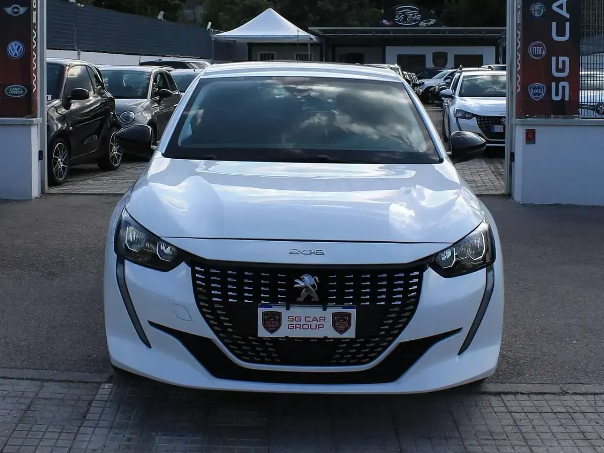 Usata Peugeot 208 GT 101 CV (74 kW) 2022 Other Utilitaria