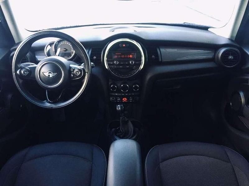 Usata Mini Cooper D Business 116 CV (85 kW) 2015 Beige Utilitaria