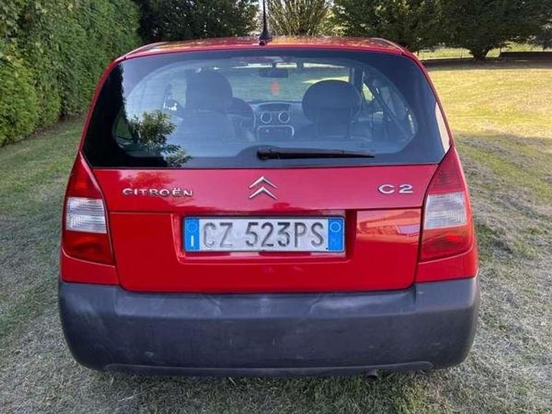 Usata Citroën C2 Exclusive 60 CV (44 kW) 2006 Rosso Utilitaria