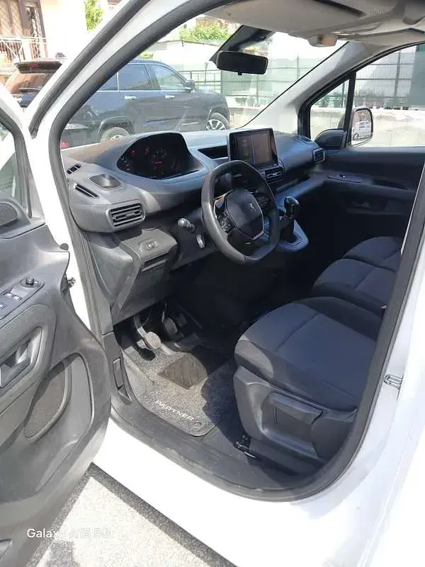 Usata Peugeot TePee Active 99 CV (72 kW) 2021 Station wagon