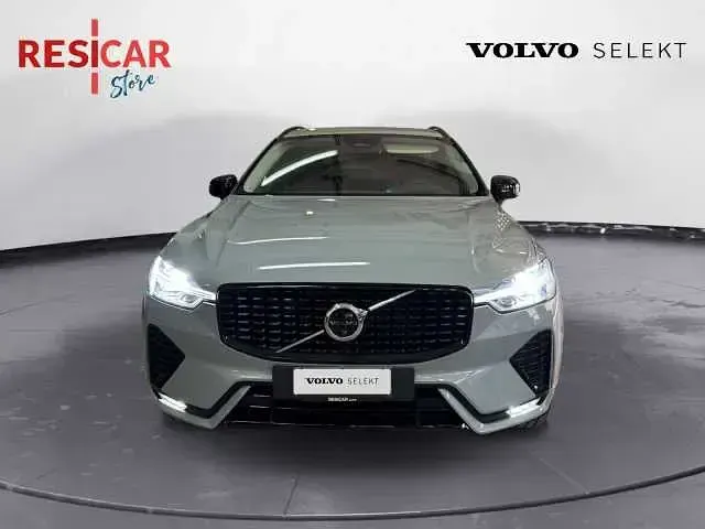 Usata Volvo XC60 184 CV (135 kW) 2025 Grigio SUV