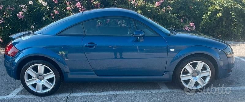 Usata Audi TT 150 CV (110 kW) 2005 Blu Coupé