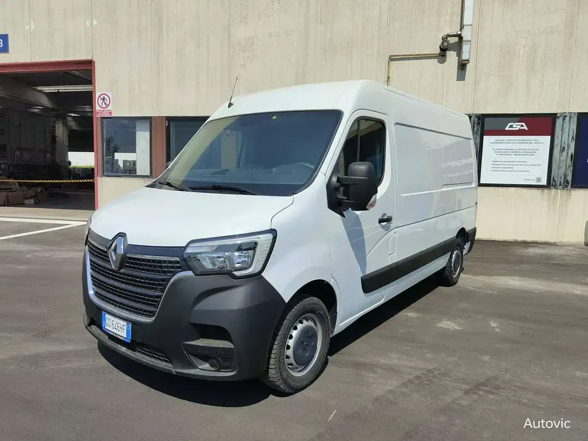 Usata Renault Master 136 CV (100 kW) 2021 Bianco Monovolume