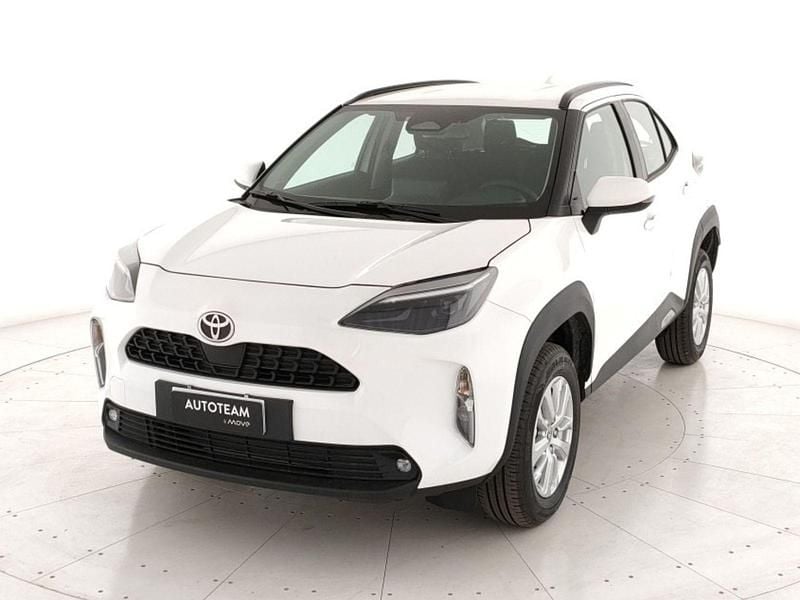 Bianco Usata 2024 Toyota Yaris Hybrid Active | 24.000 € (Buon prezzo) - Immagine 1/3