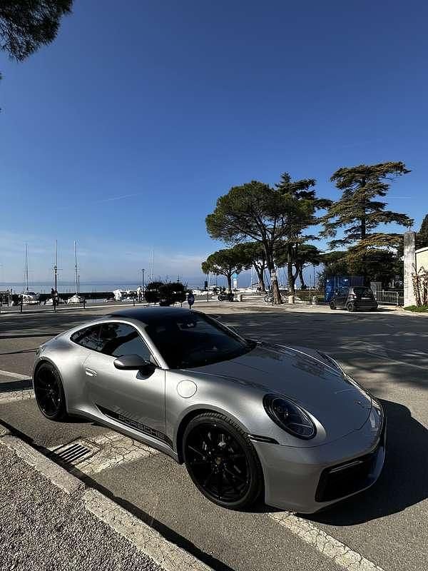Usata Porsche 911 Carrera 4 385 CV (283 kW) 2021 Coupé