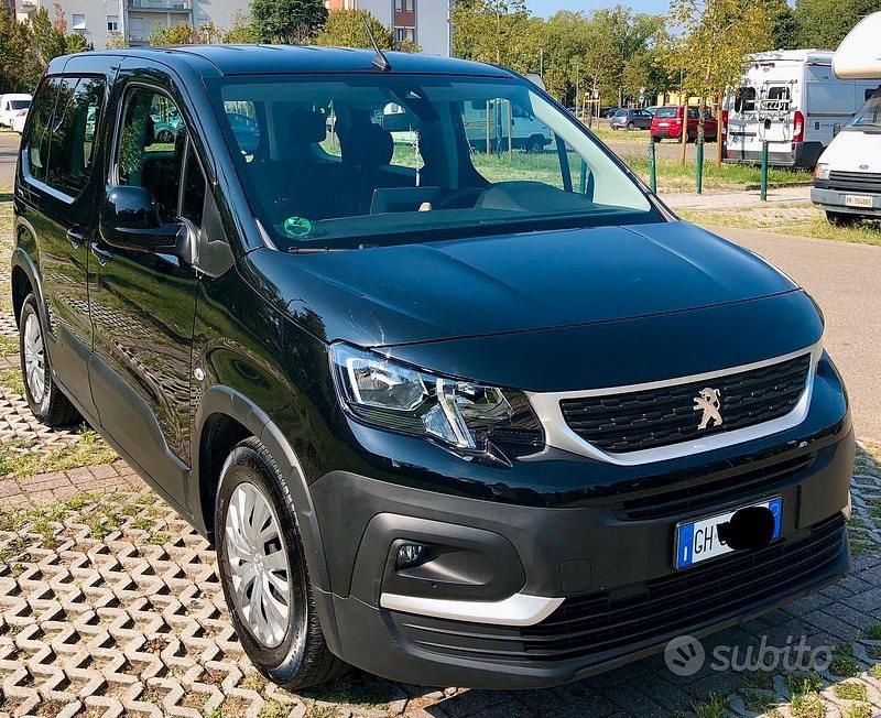 Nero Usata 2020 Peugeot Rifter Monovolume | 22.000 € (Buon prezzo) - Immagine 1/4