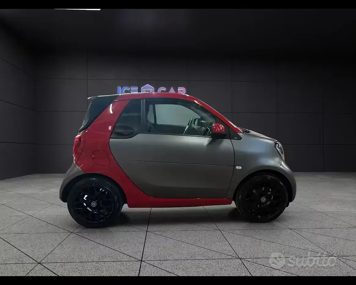 Usata Smart ForTwo Cabrio Prime 90 CV (66 kW) 2016 Grigio Cabrio