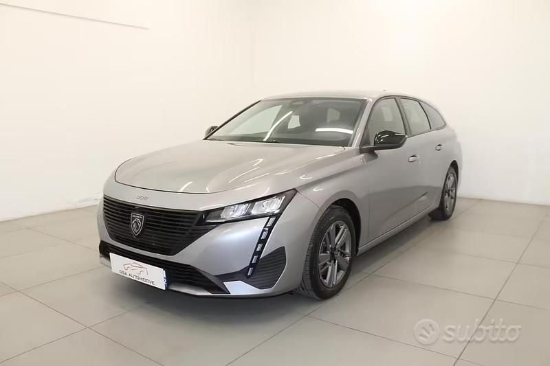 Usata Peugeot 308 SW Active 130 CV (95 kW) 2022 Grigio Station wagon