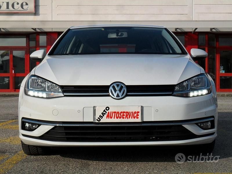 Usata VW Golf VII Business 116 CV (85 kW) 2019 Bianco Berlina
