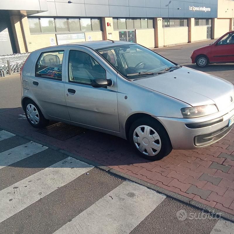 Usata Fiat Punto 2000 Grigio Utilitaria