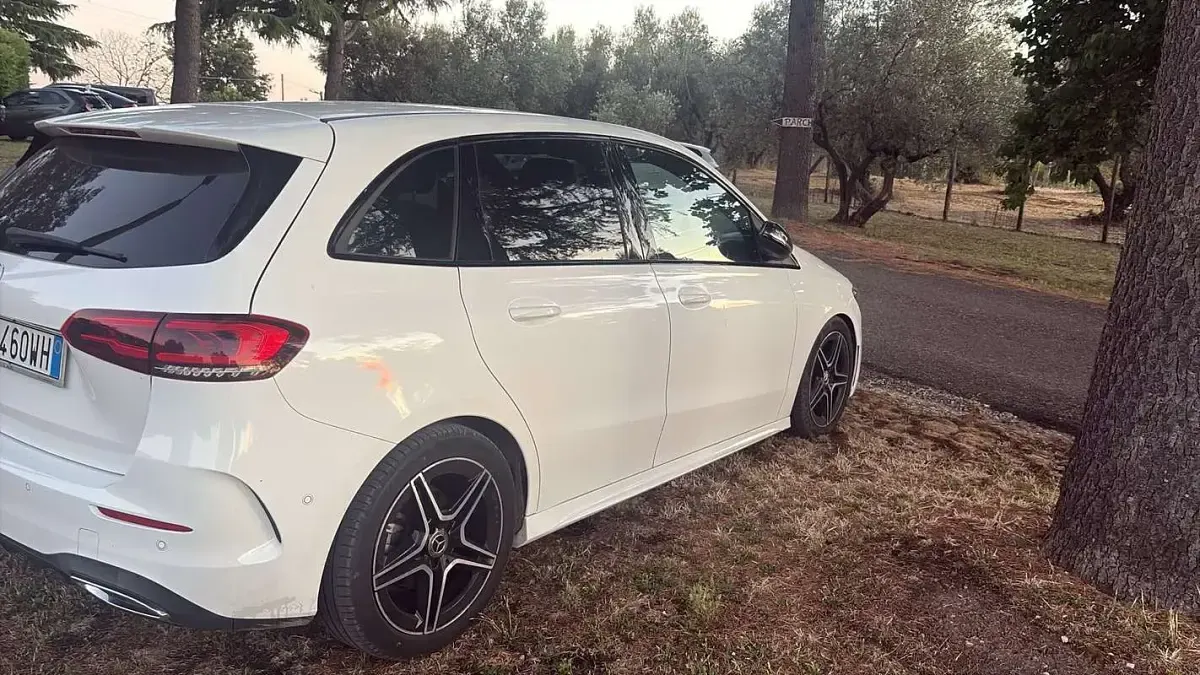 Usata Mercedes B200 AMG 150 CV (110 kW) 2019 Utilitaria