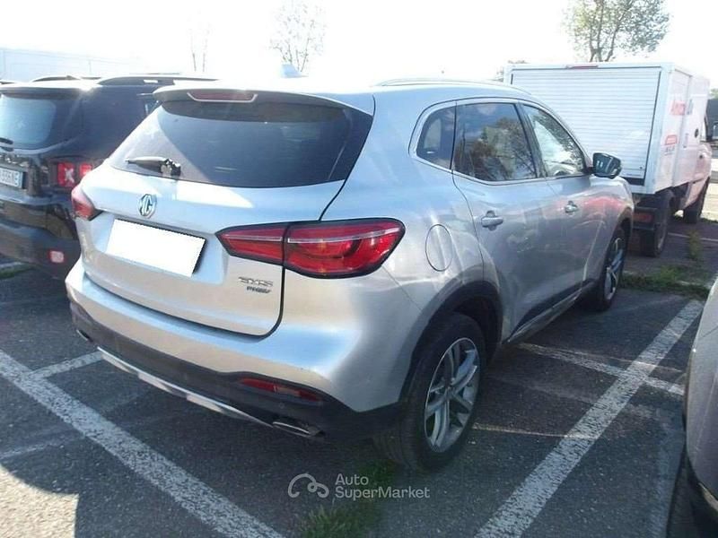 Usata MG EHS Luxury 162 CV (119 kW) 2023 Argento metallizzato SUV