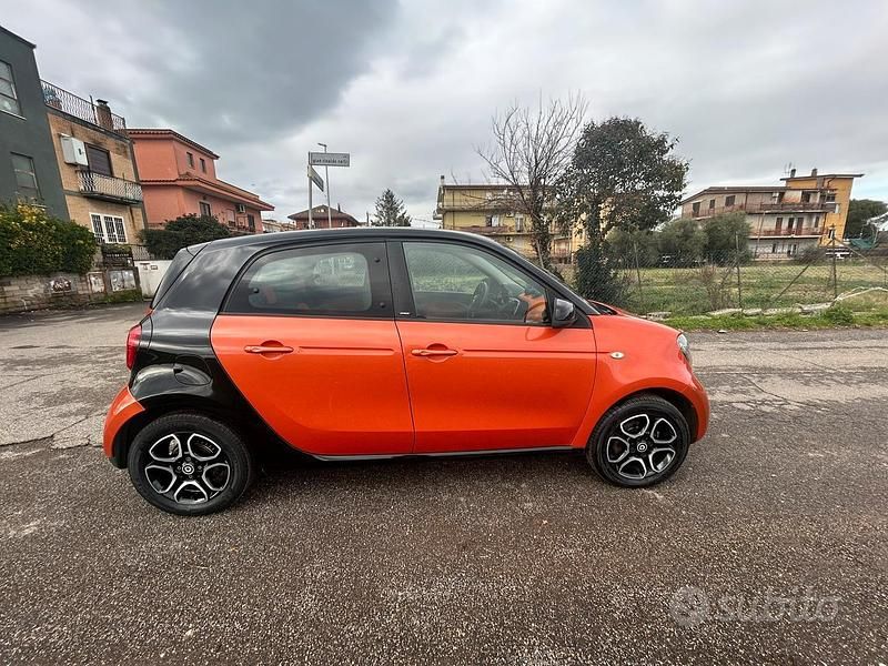 Usata Smart ForFour 2016 Utilitaria