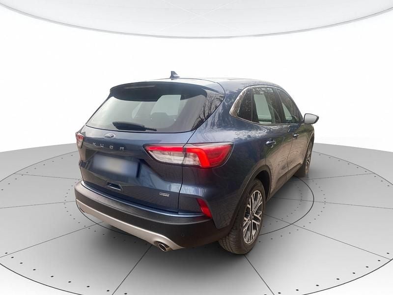 Usata Ford Kuga Titanium 152 CV (111 kW) 2020 Blu SUV