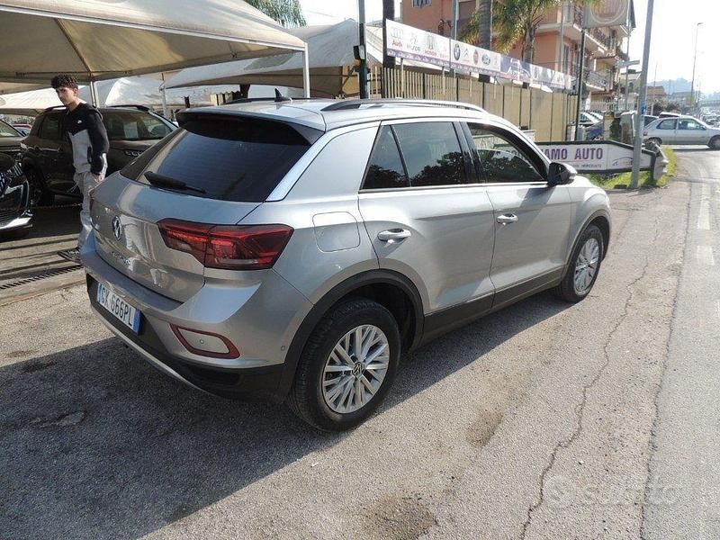 Usata VW T-Roc Advance 150 CV (110 kW) 2022 Grigio SUV