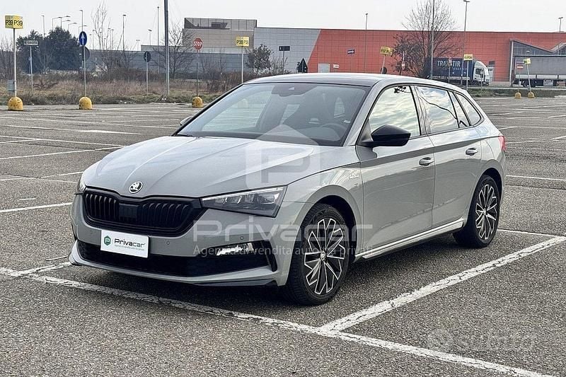 Grigio Usata 2023 Skoda Scala Monte Carlo Utilitaria | 22.000 € (Buon prezzo) - Immagine 1/4