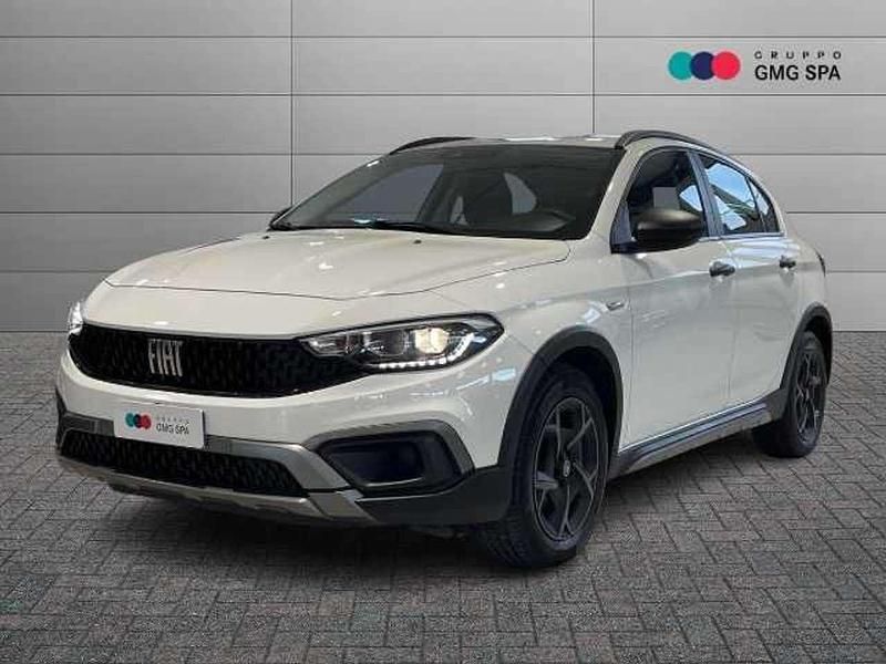 Bianco Usata 2021 Fiat Tipo Cross Tre volumi | 16.490 € (Cara) - Immagine 1/4