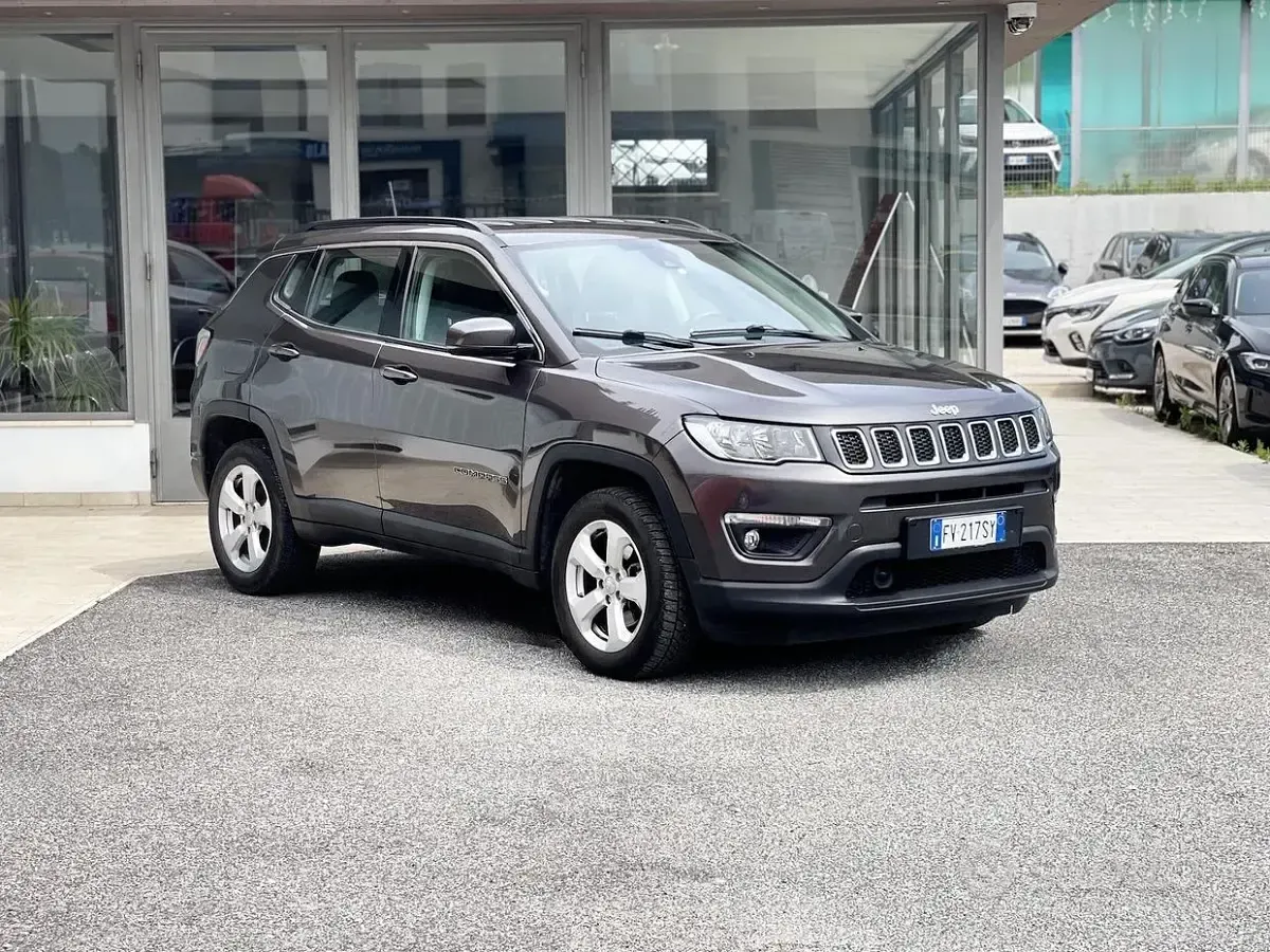 Usata Jeep Compass 140 CV (102 kW) 2019 Grigio SUV