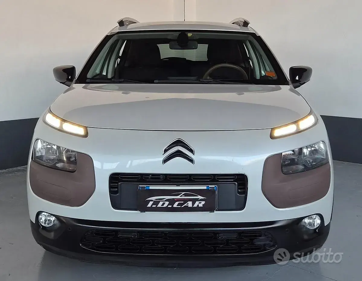 Usata Citroën C4 Shine Edition 82 CV (60 kW) 2014 Bianco Berlina