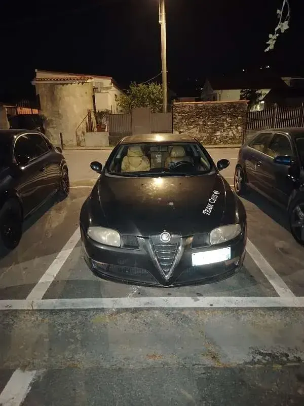 Usata Alfa Romeo GT Distinctive 165 CV (121 kW) 2006 Coupé