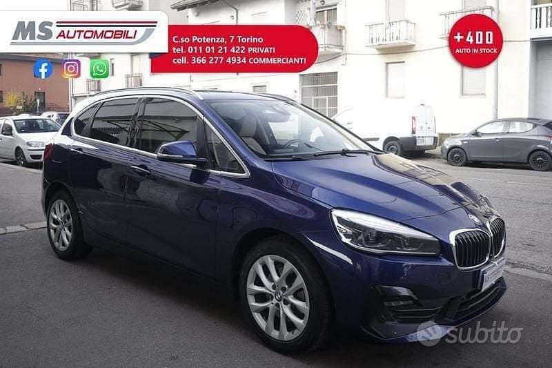 Blu scuro Usata 2019 BMW 220 Advantage Station wagon | 17.900 € (Super prezzo) - Immagine 1/4