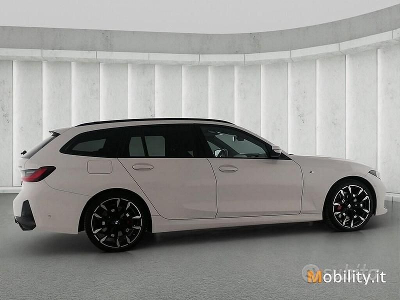 Käytetty BMW 320 M Sport 190 HP (139 kW) 2024 Valkoinen Farmari