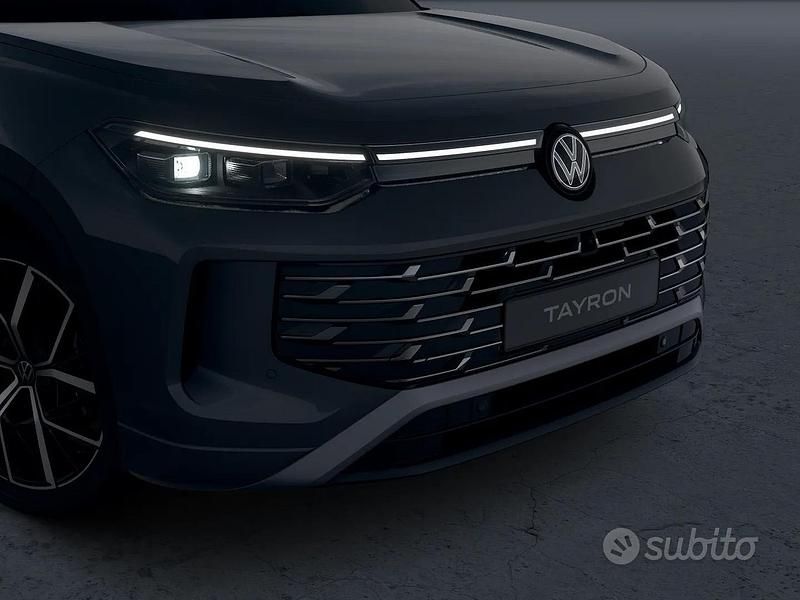 Nuova VW Tayron Elegance 150 CV (110 kW) 2025 Grigio SUV