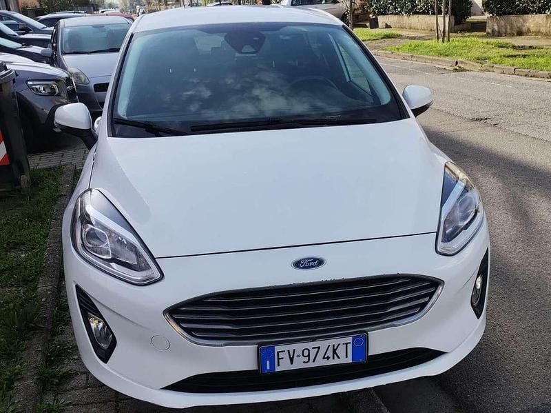 Usata Ford Fiesta Titanium 86 CV (63 kW) 2019 Bianco Utilitaria