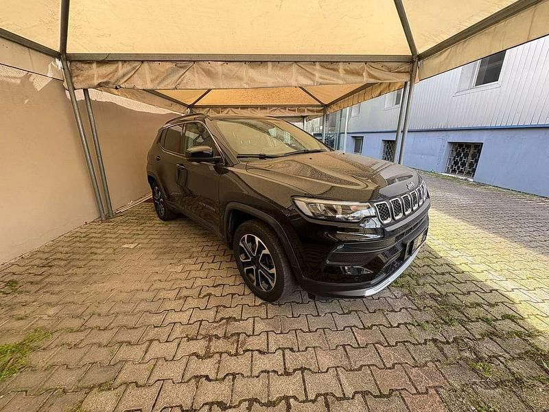 Usata Jeep Compass Limited 131 CV (96 kW) 2022 Nero SUV