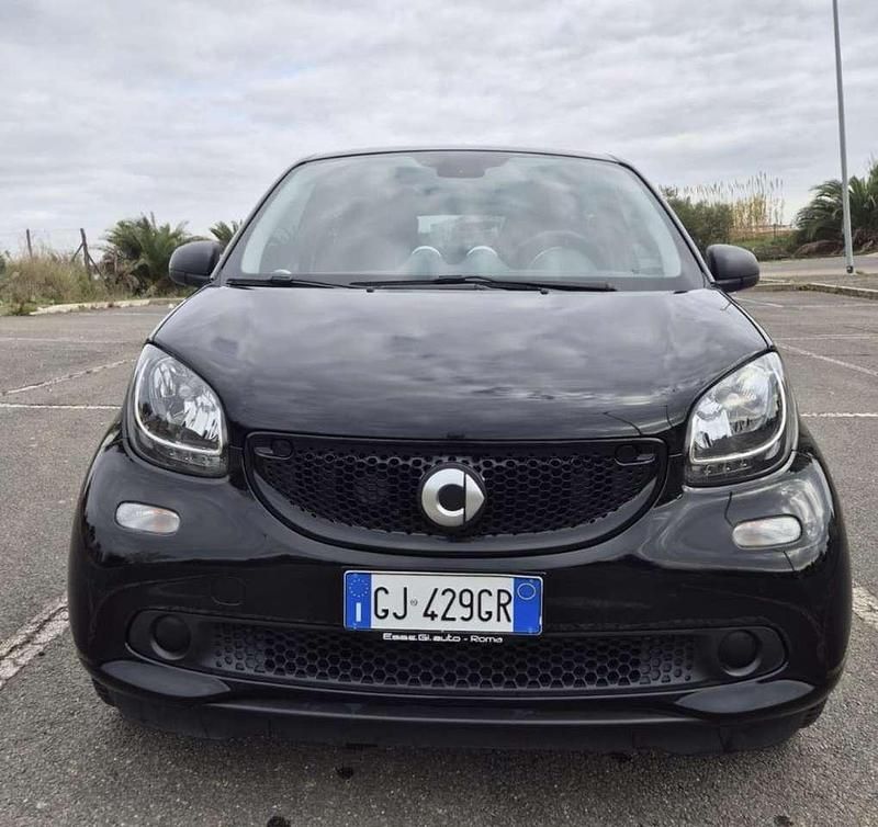 Nero Usata 2019 Smart ForFour Passion Utilitaria | 13.680 € (Buon prezzo) - Immagine 1/4