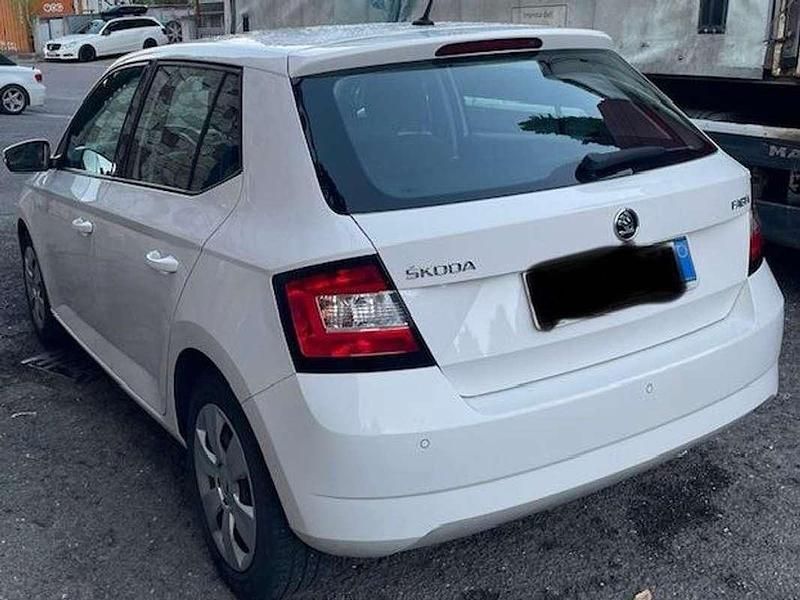 Usata Skoda Fabia 75 CV (55 kW) 2016 Bianco Berlina