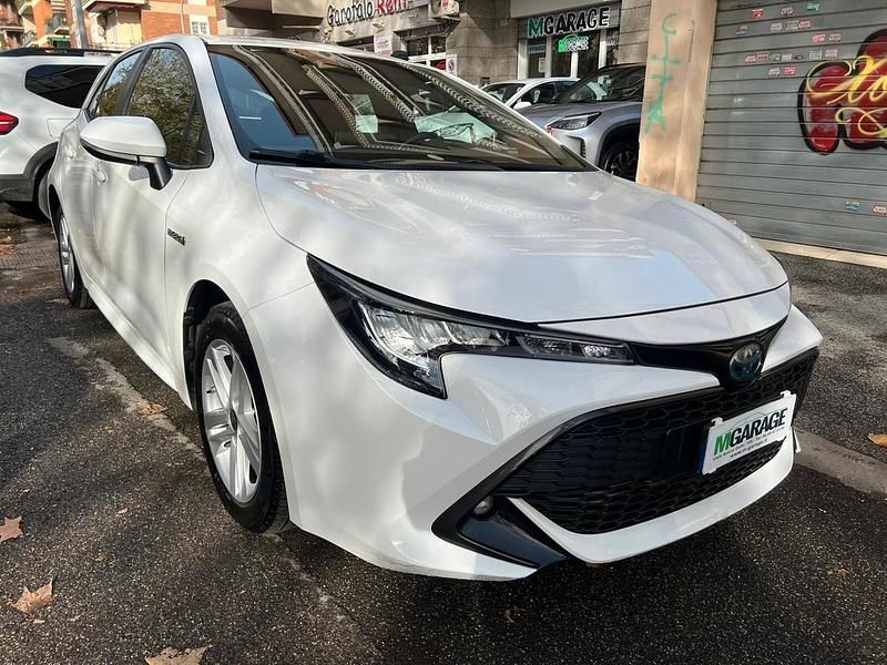 Usata Toyota Corolla 97 CV (71 kW) 2021 Bianco Berlina